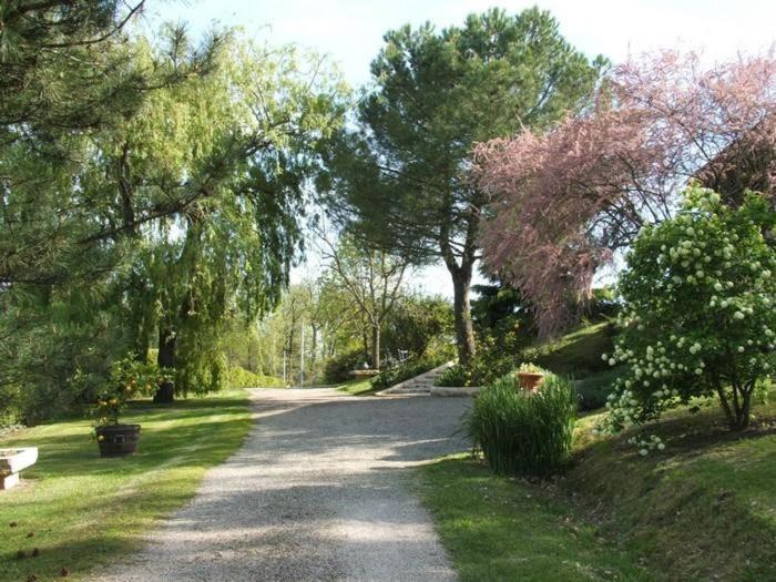 Gite De La Cheneraie Montpezat-de-Quercy ภายนอก รูปภาพ